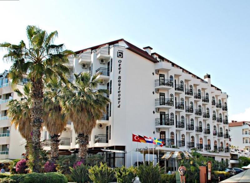 Boulevard Hotel Алания Экстерьер фото